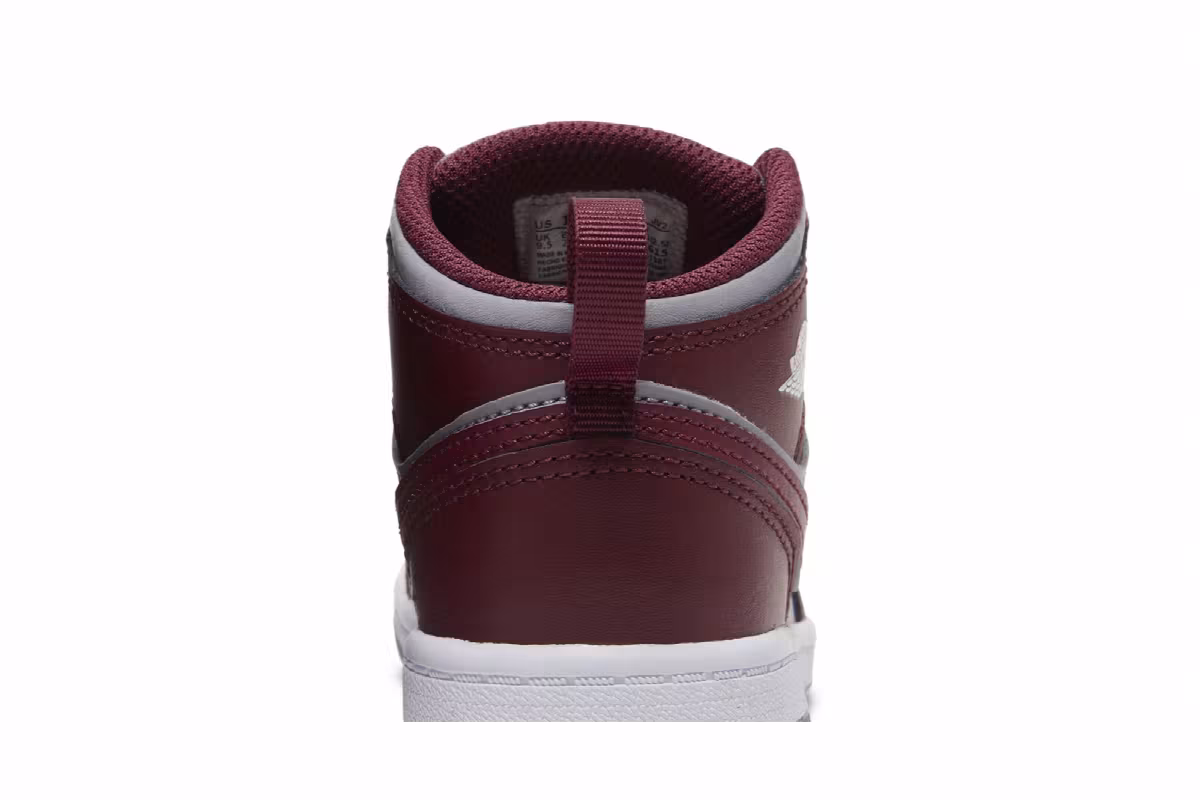 Air Jordan 1 Mid TD Cherrywood Red, view 8