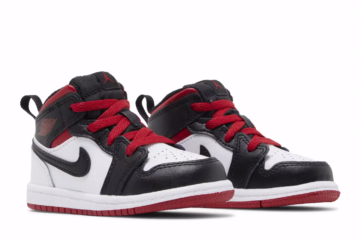 Air Jordan 1 Mid TD Gym Red Black Toe, view 9