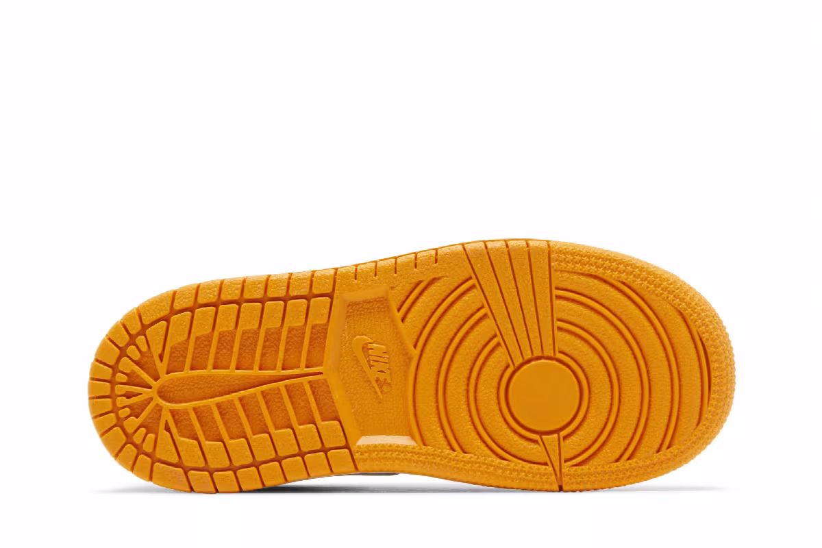 Air Jordan 1 Mid SE TD Vivid Orange, view 5