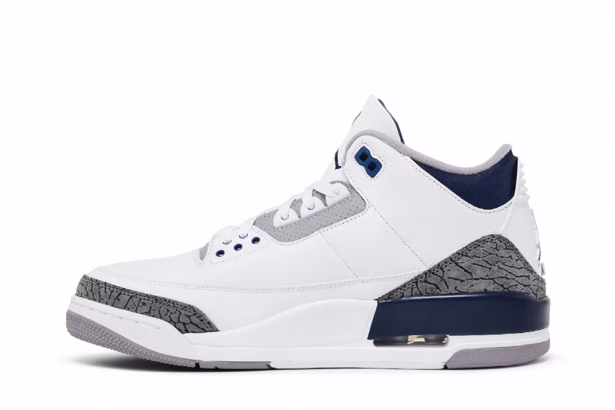 Air Jordan 3 Midnight Navy, view 4