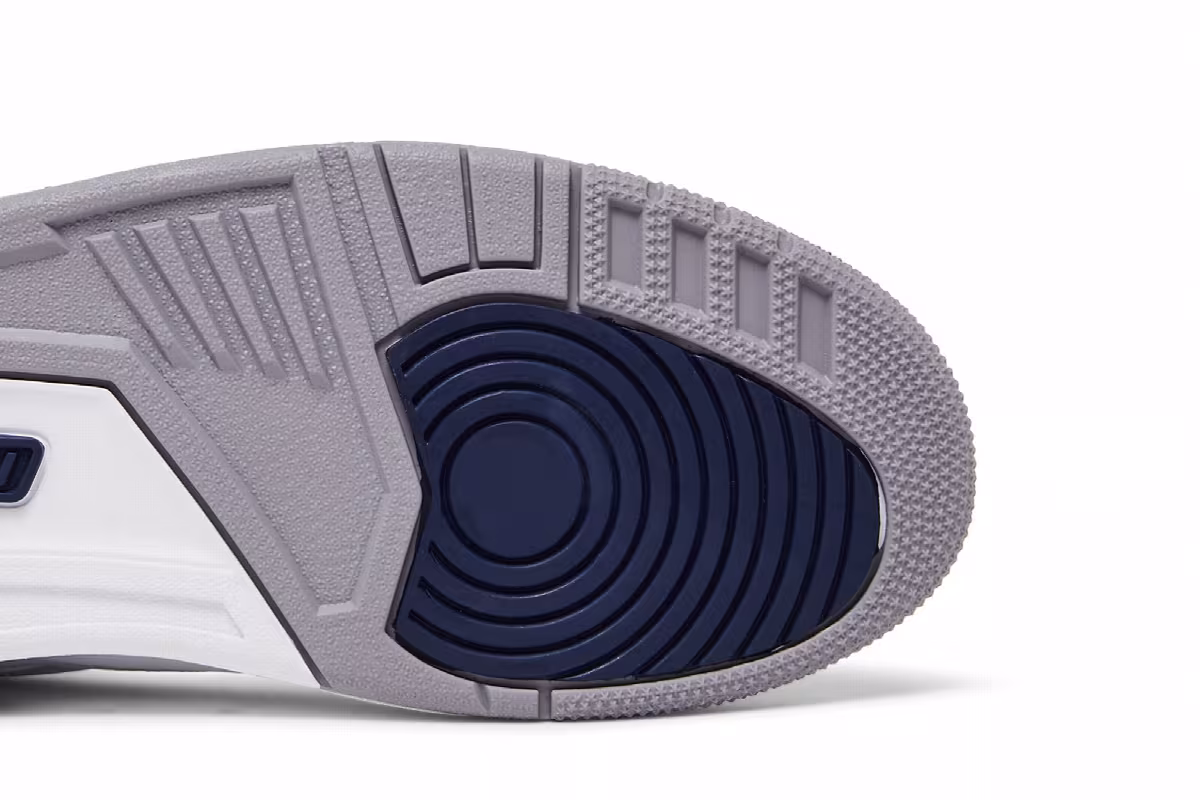Air Jordan 3 Midnight Navy, view 6
