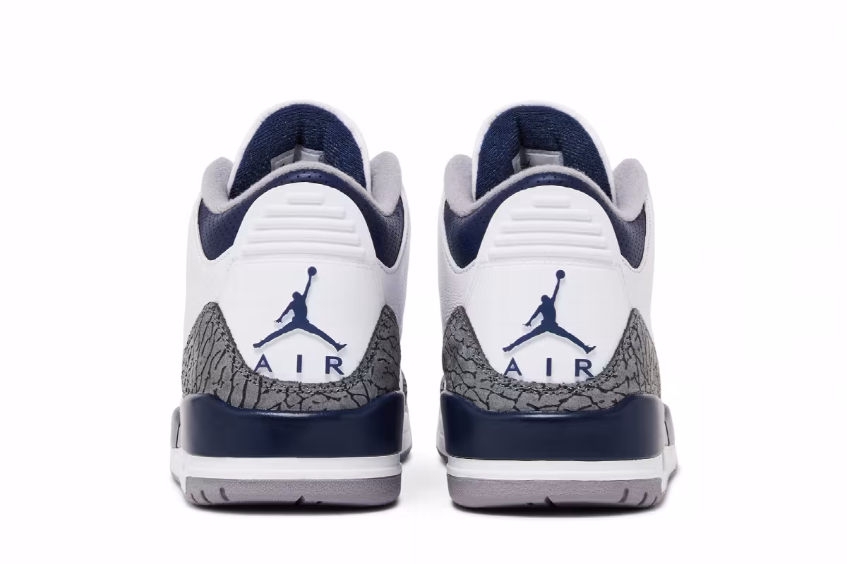 Air Jordan 3 Midnight Navy, view 7