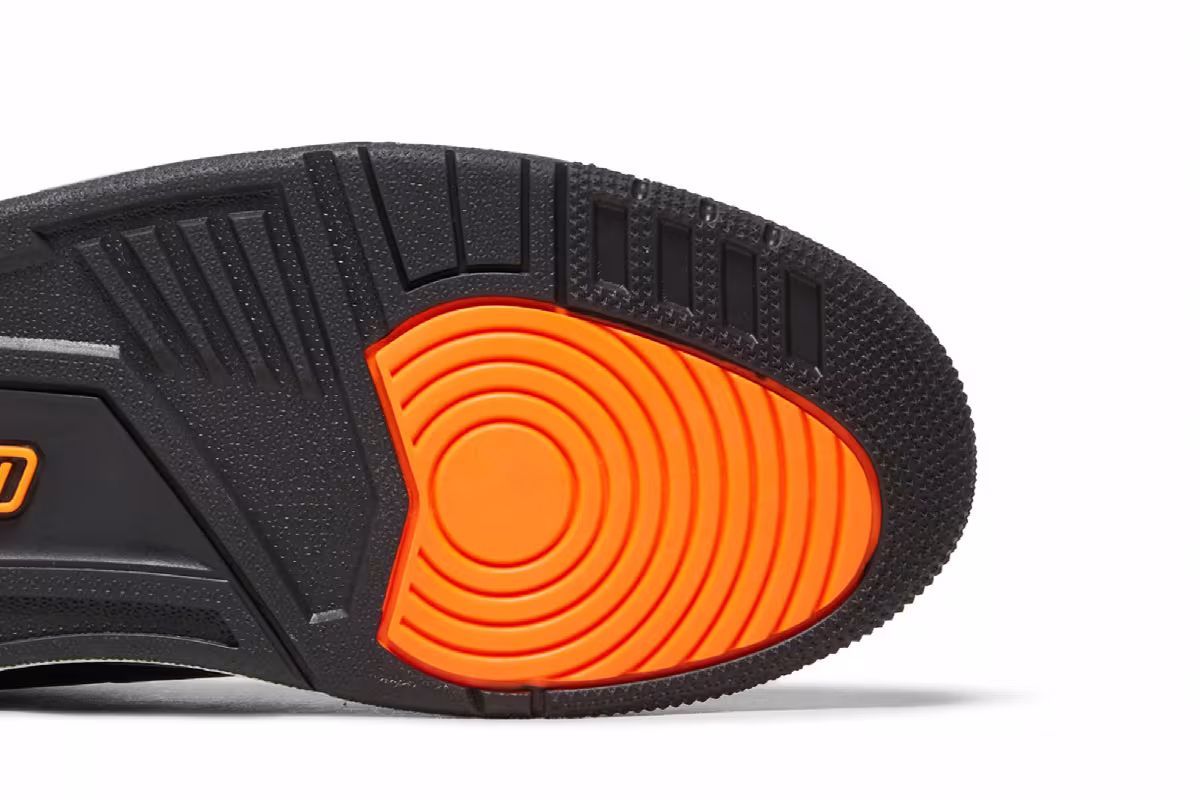 Air Jordan 3 Fear 2023, view 6