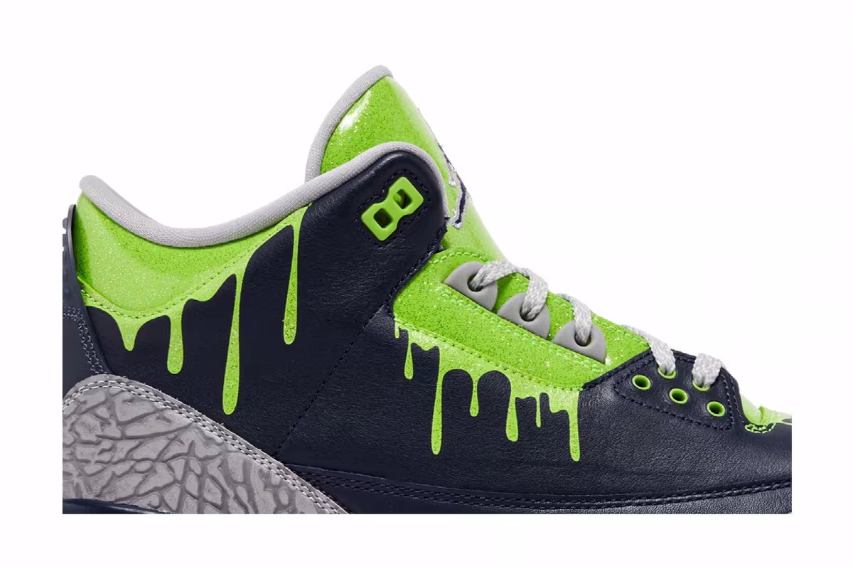 Air Jordan 3 Doernbecher XIX, view 3