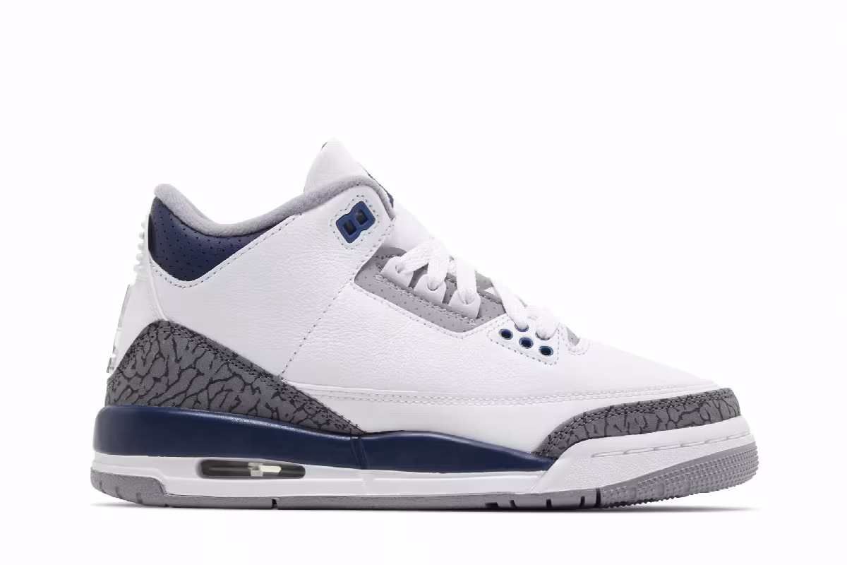 Air Jordan 3 GS Midnight Navy, view 2