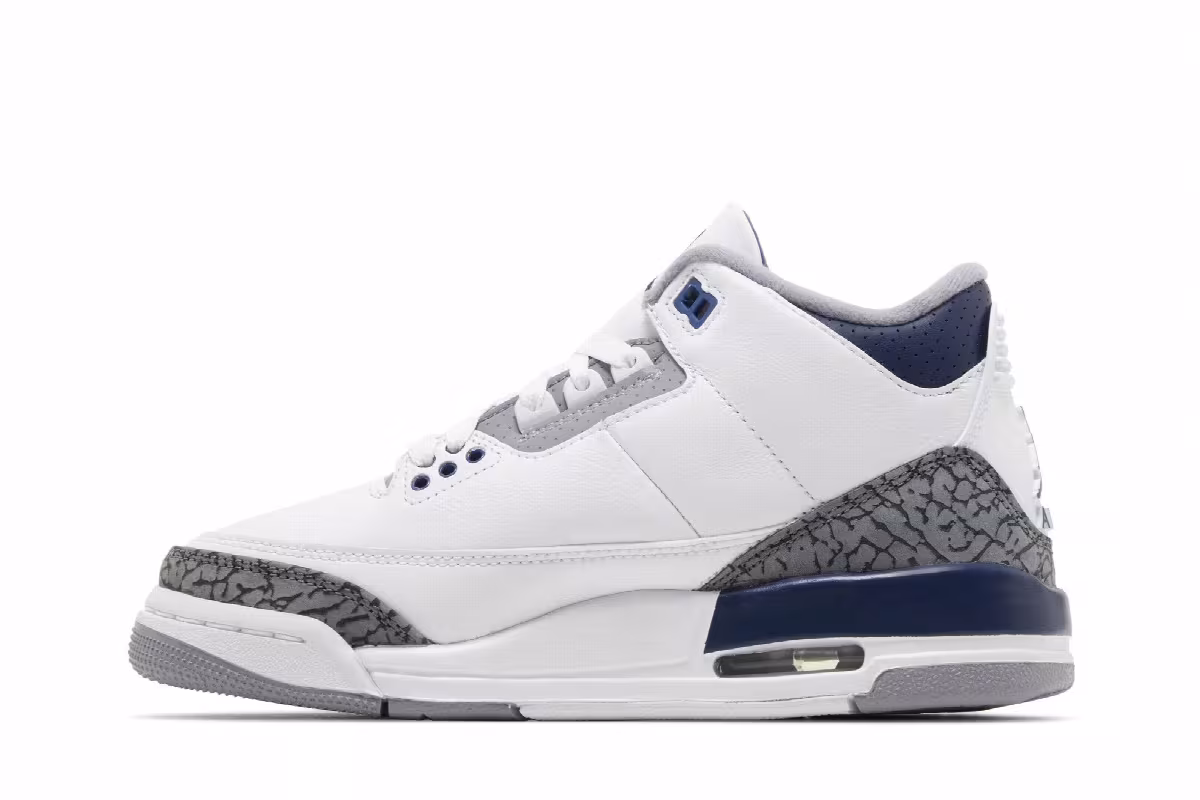 Air Jordan 3 GS Midnight Navy, view 4