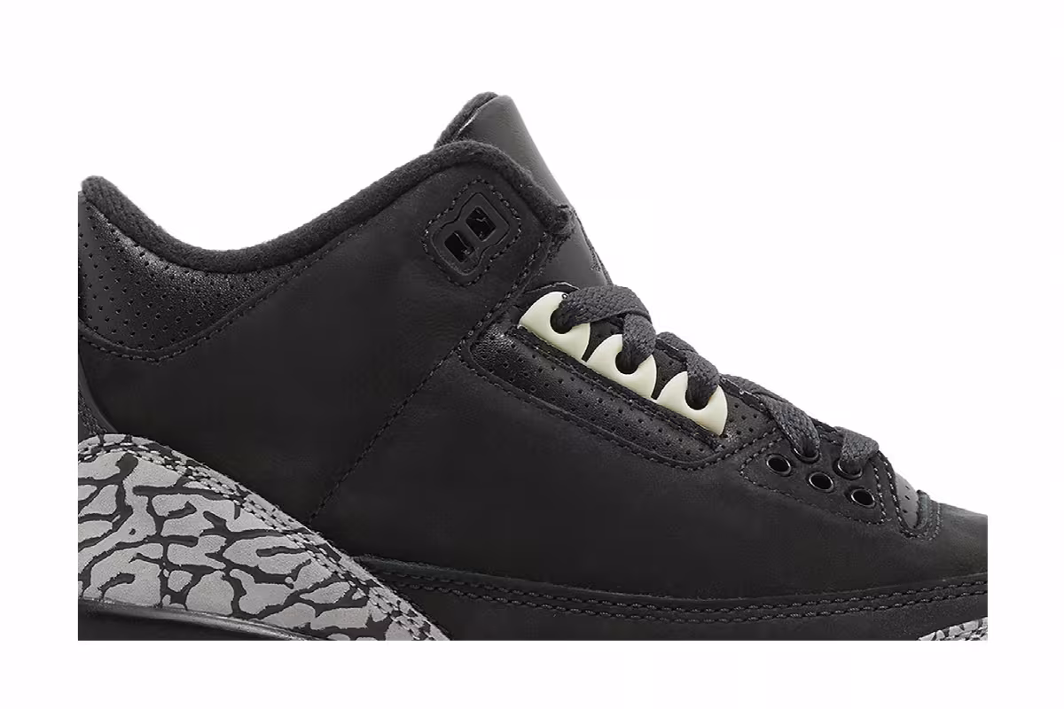 Women's Air Jordan 3 Off Noir, view 3