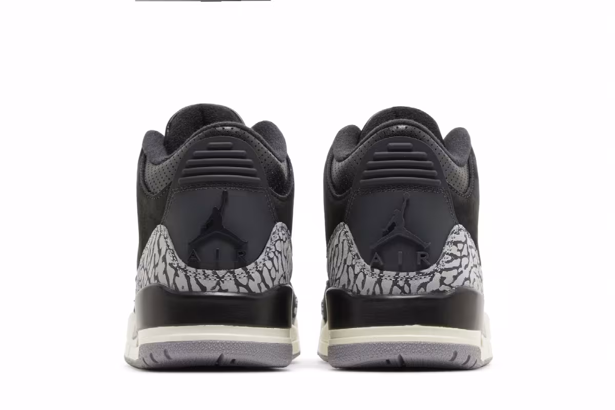 Women's Air Jordan 3 Off Noir, view 7