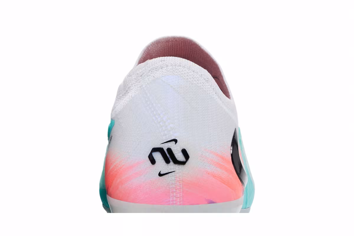 Nike United Phantom 6 Low Elite Pistachio Frost/Hyper Orange, view 8