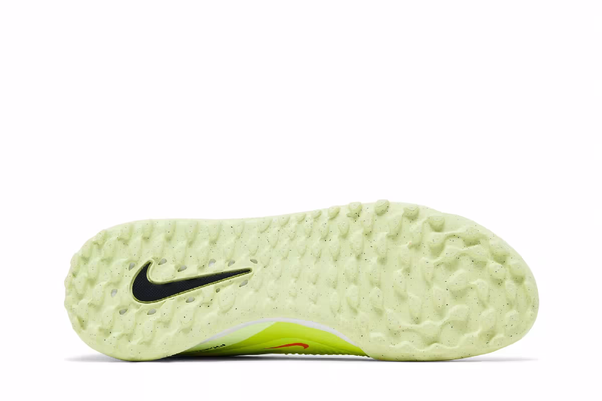 Nike Phantom 6 Low Academy Hyper Crimson, view 5