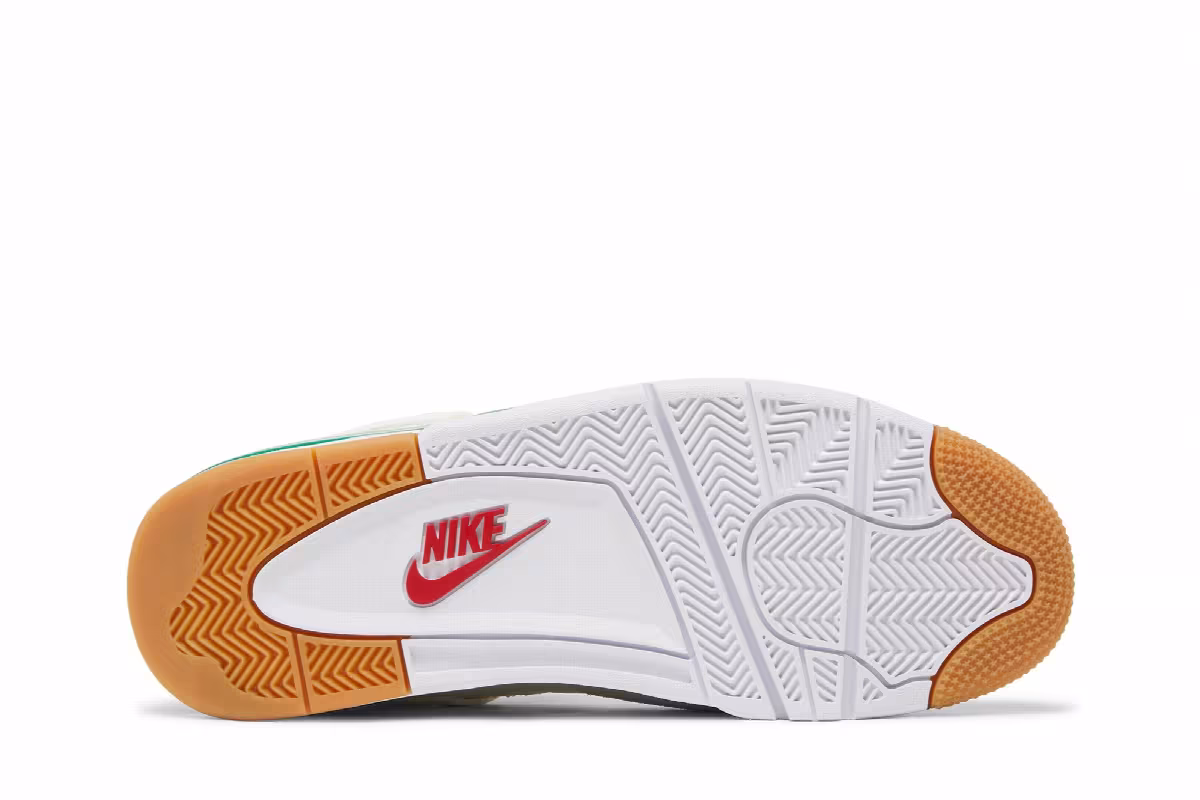 Nike SB x Air Jordan 4 SP Pine Green, view 5