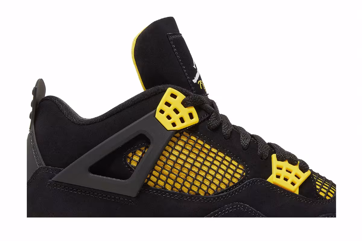 Air Jordan 4 Thunder 2023, view 3