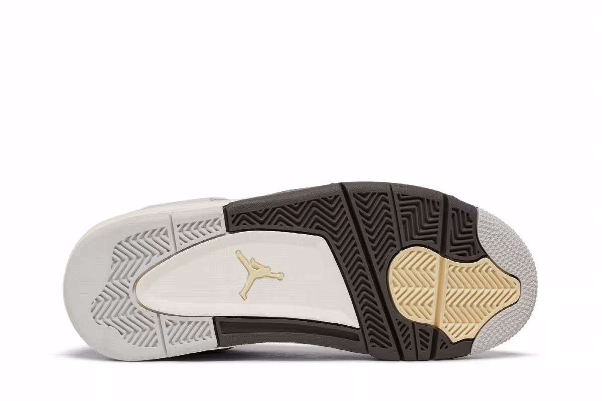 Air Jordan 4 SE Craft GS Photon Dust, view 5