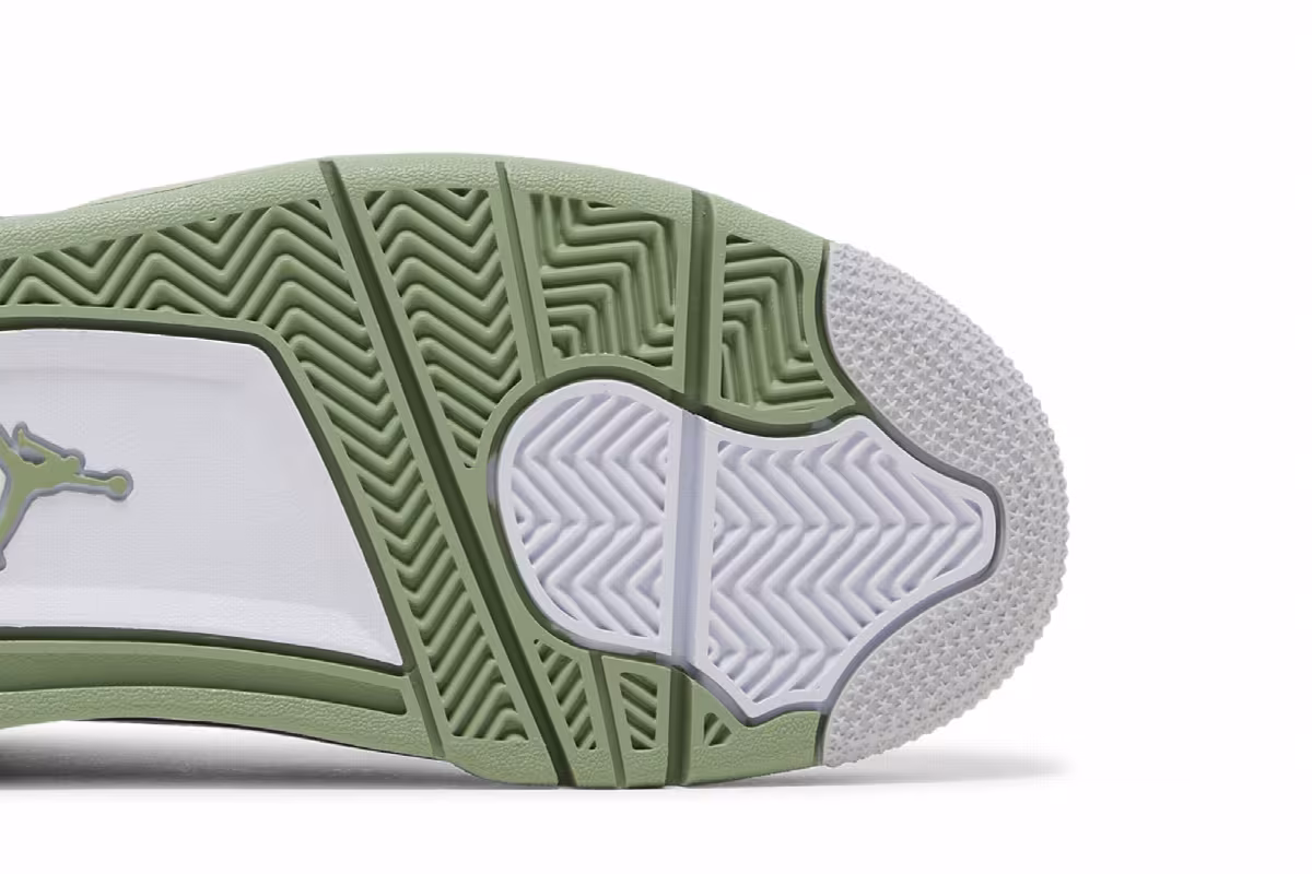 Women's Air Jordan 4 Seafoam, view 6