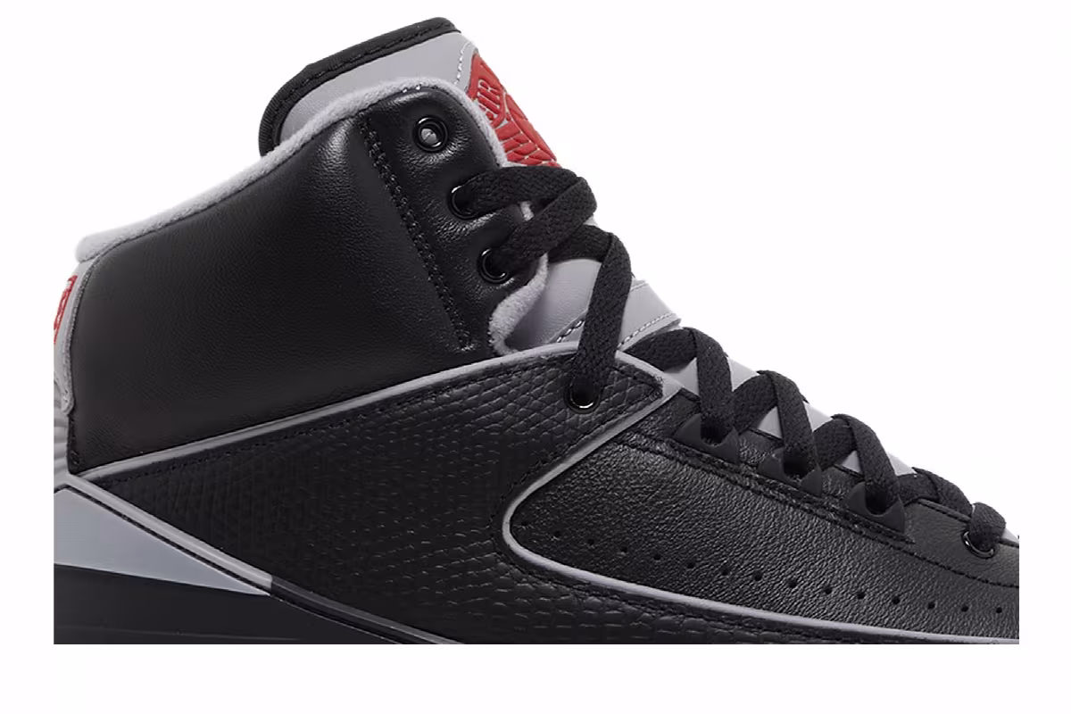Air Jordan 2 Black Cement, view 3