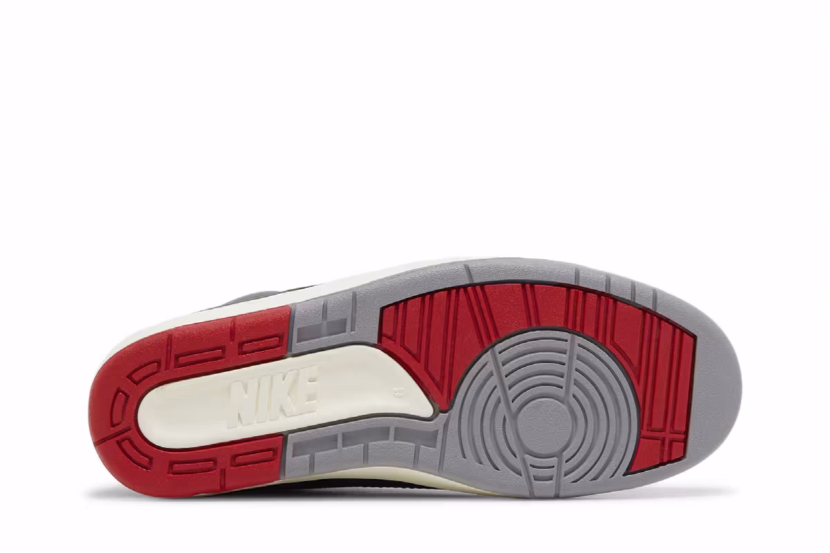 Air Jordan 2 Black Cement, view 5