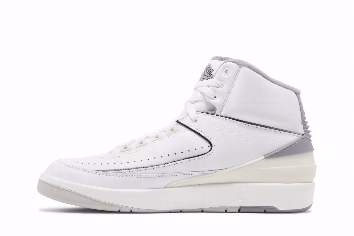Air Jordan 2 White Cement, view 4
