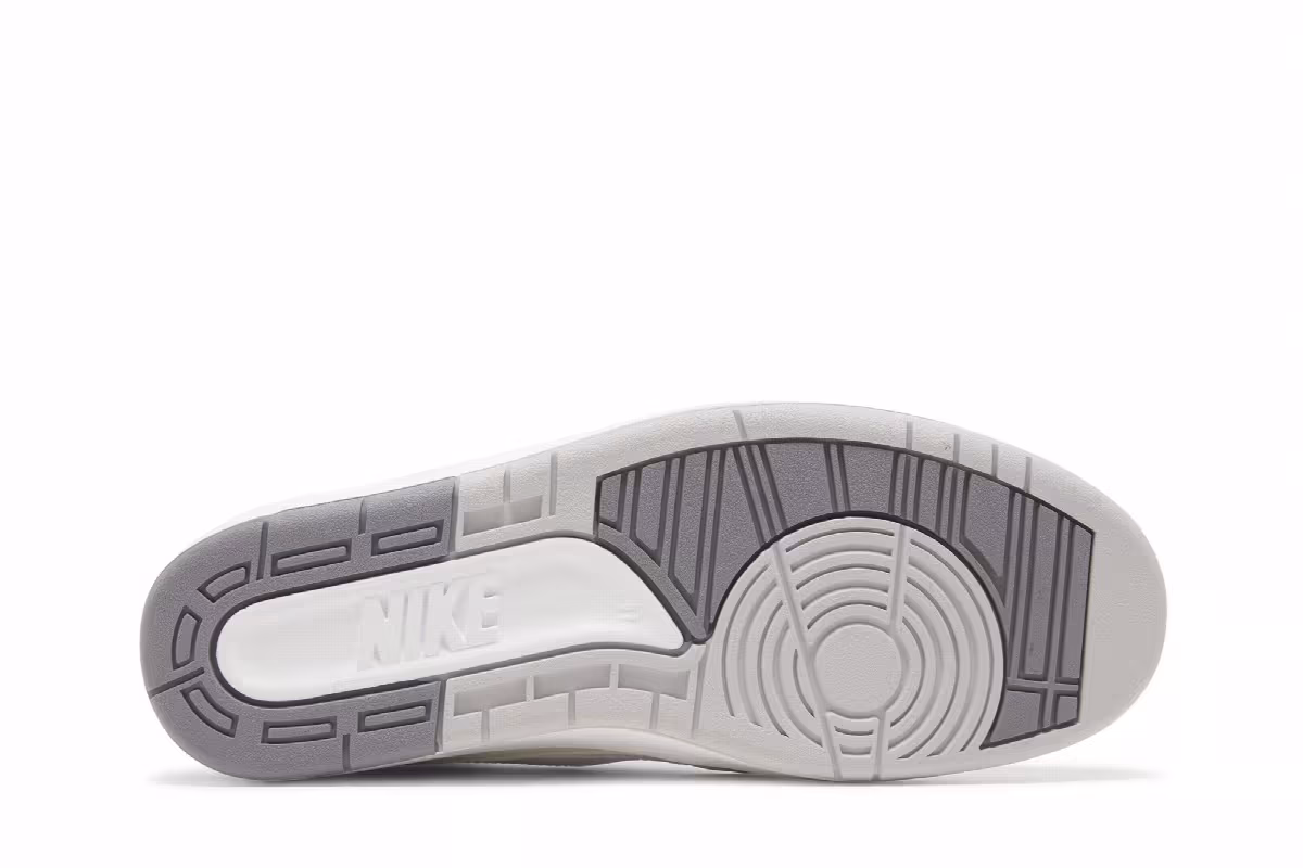 Air Jordan 2 White Cement, view 5