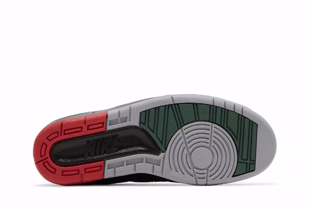 Air Jordan 2 Low GS Christmas, view 5