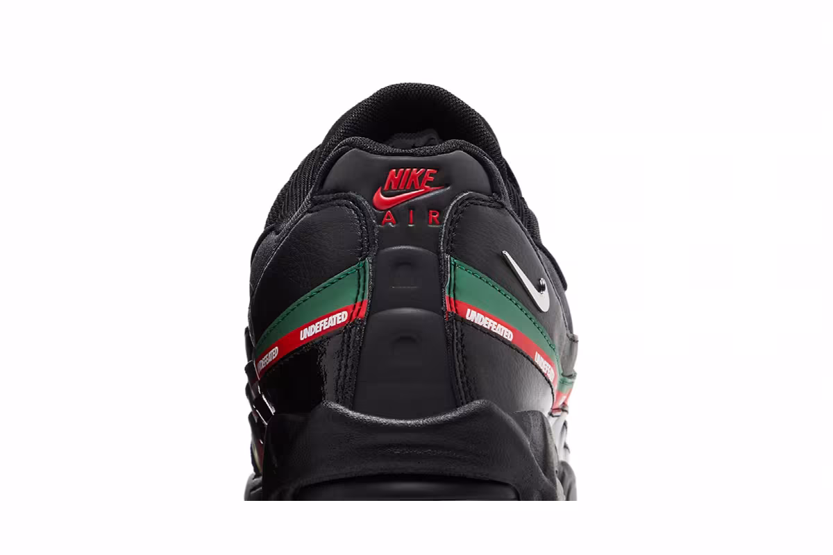 Undefeated x Nike Air Max 95 Black, view 8