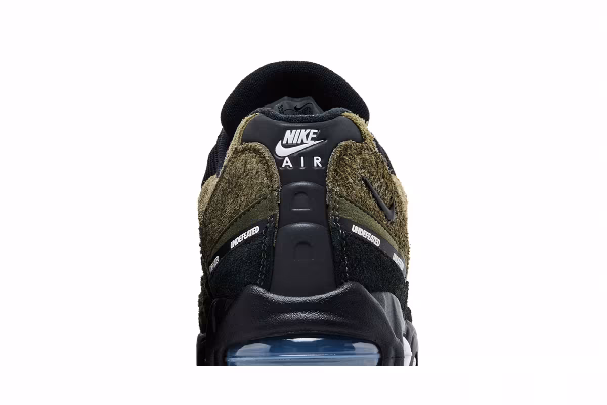 Undefeated x Nike Air Max 95 Medium Olive, view 8