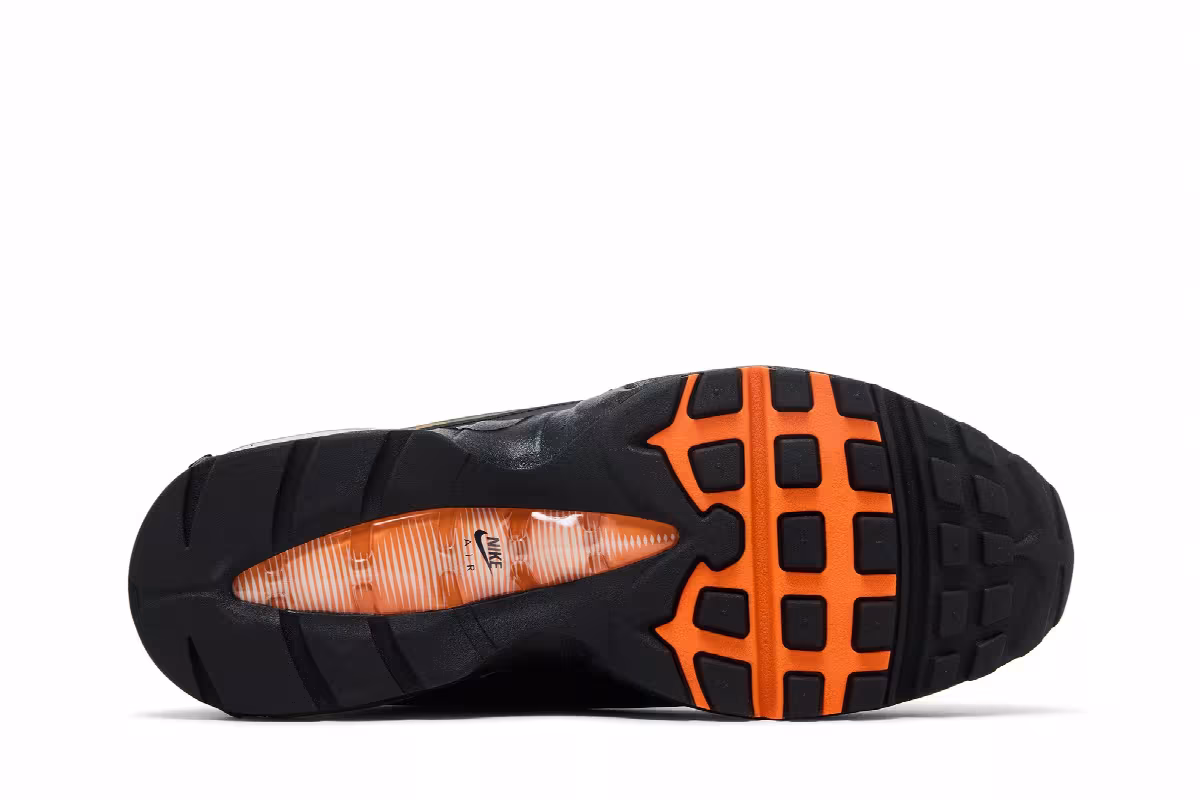 Nike Air Max 95 OG Orange Camo, view 5