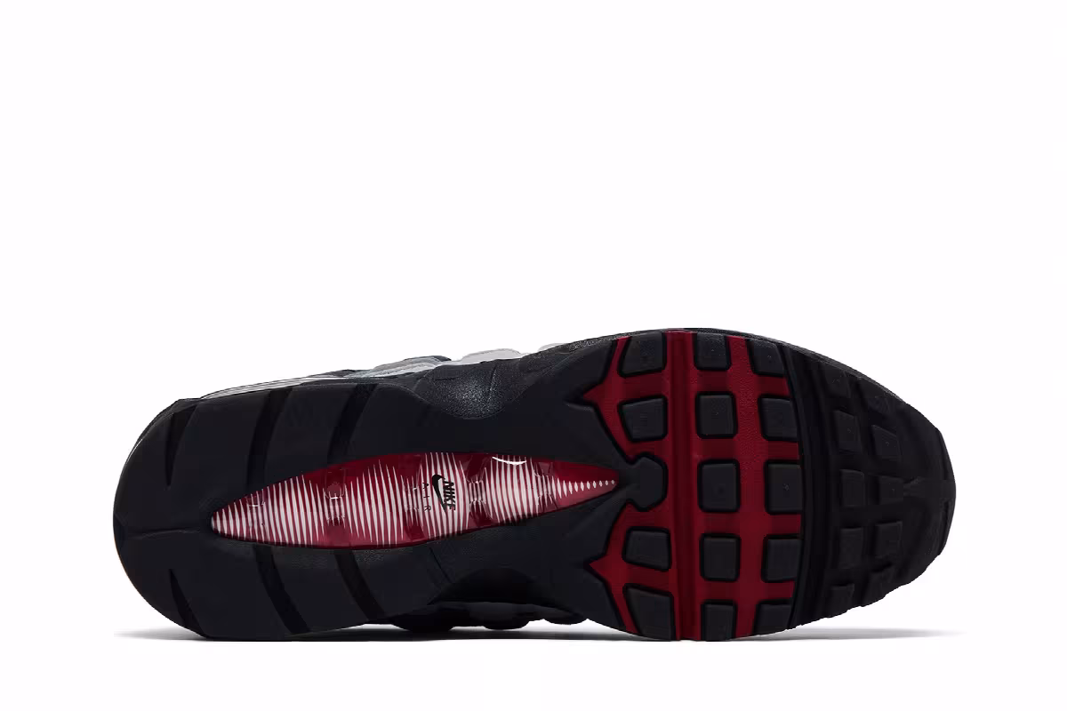 Liverpool F.C. x Nike Air Max 95 OG You’ll Never Walk Alone, view 5