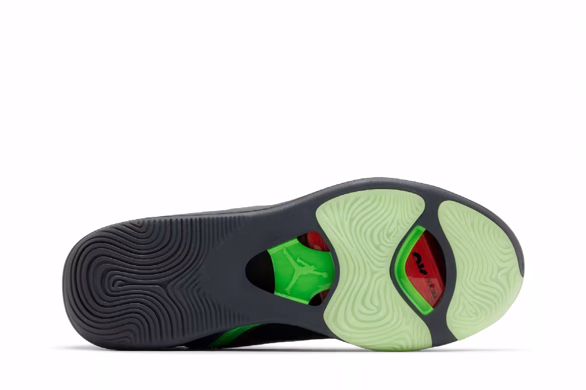 Air Jordan Tatum 1 Green Strike, view 5