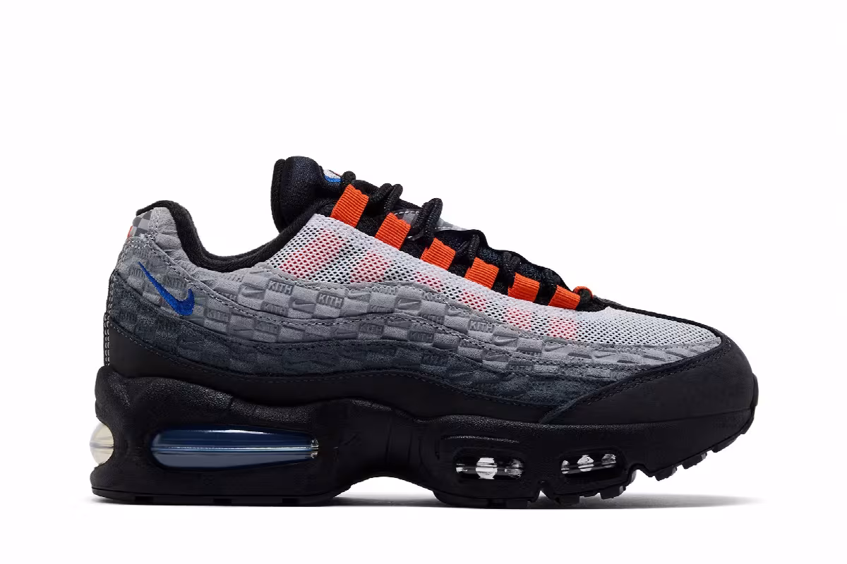Kith x Nike Air Max 95 GS Knicks, view 2