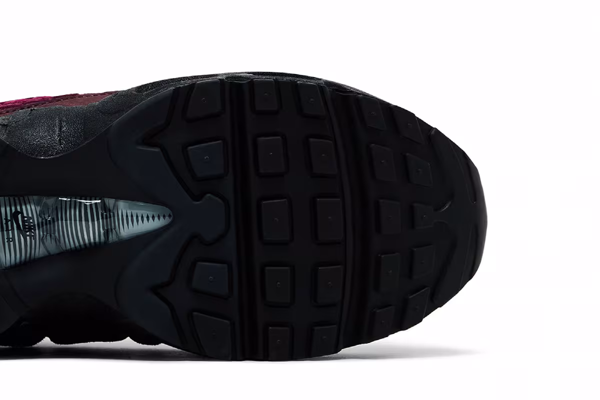 Kith x Nike Air Max 95 GS El Dorado, view 6