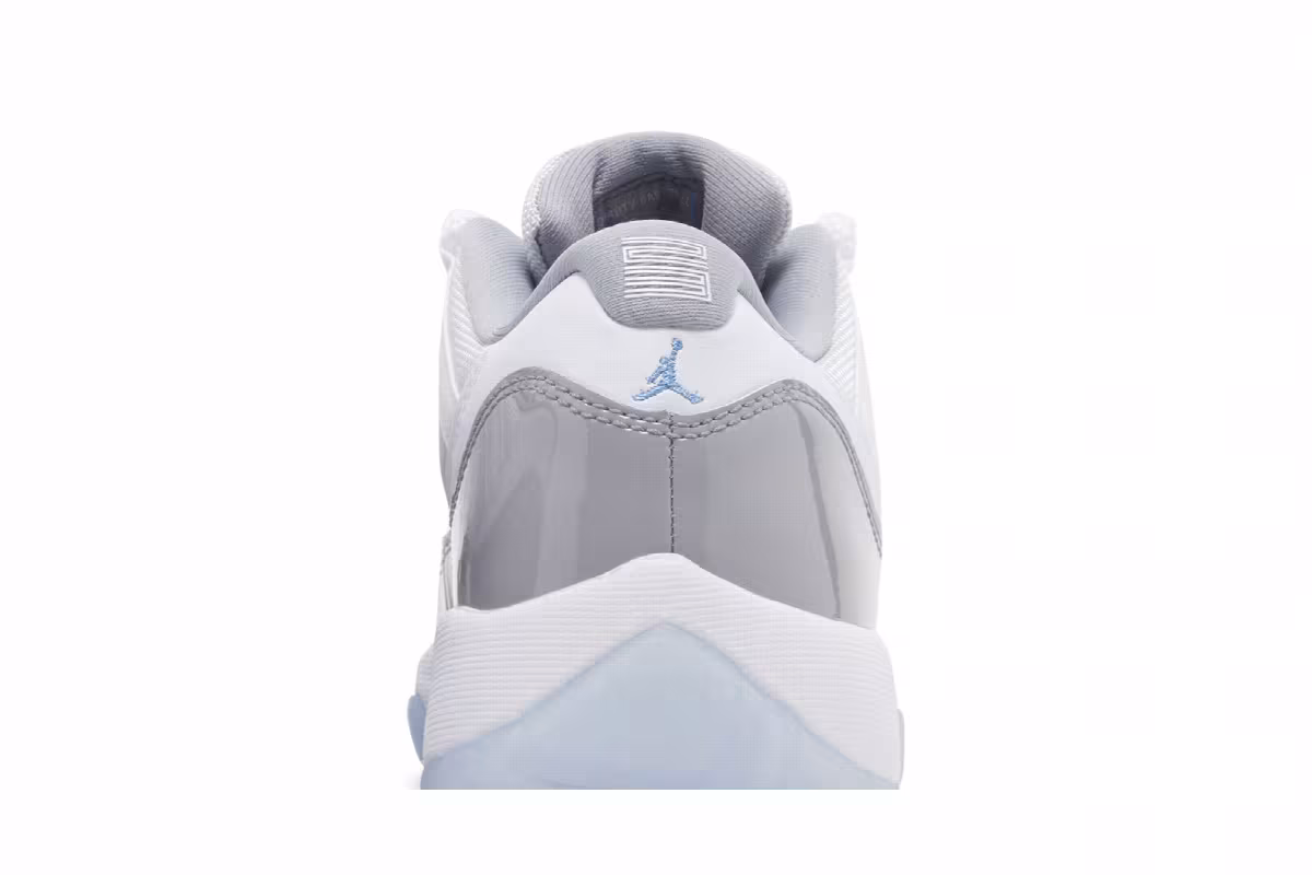 Air Jordan 11 Low GS Cement Grey, view 8