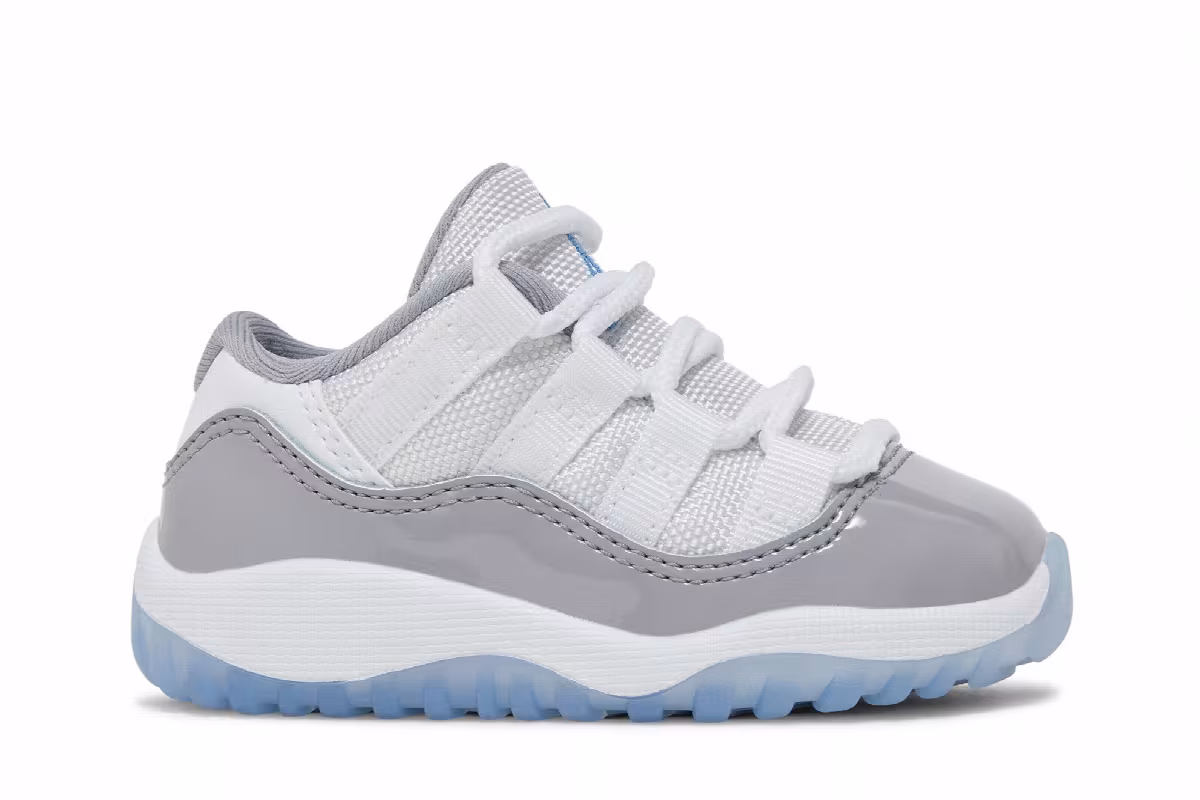 Air Jordan 11 Low TD Cement Grey, view 2
