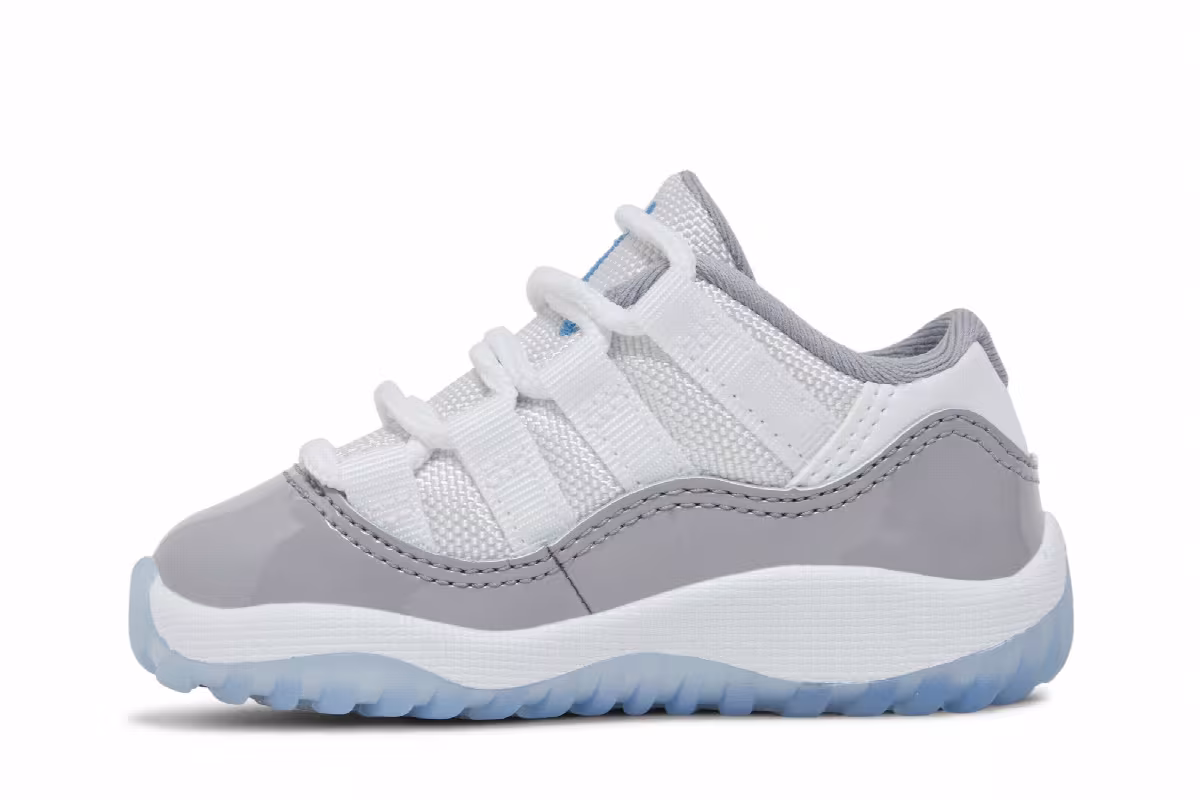Air Jordan 11 Low TD Cement Grey, view 4