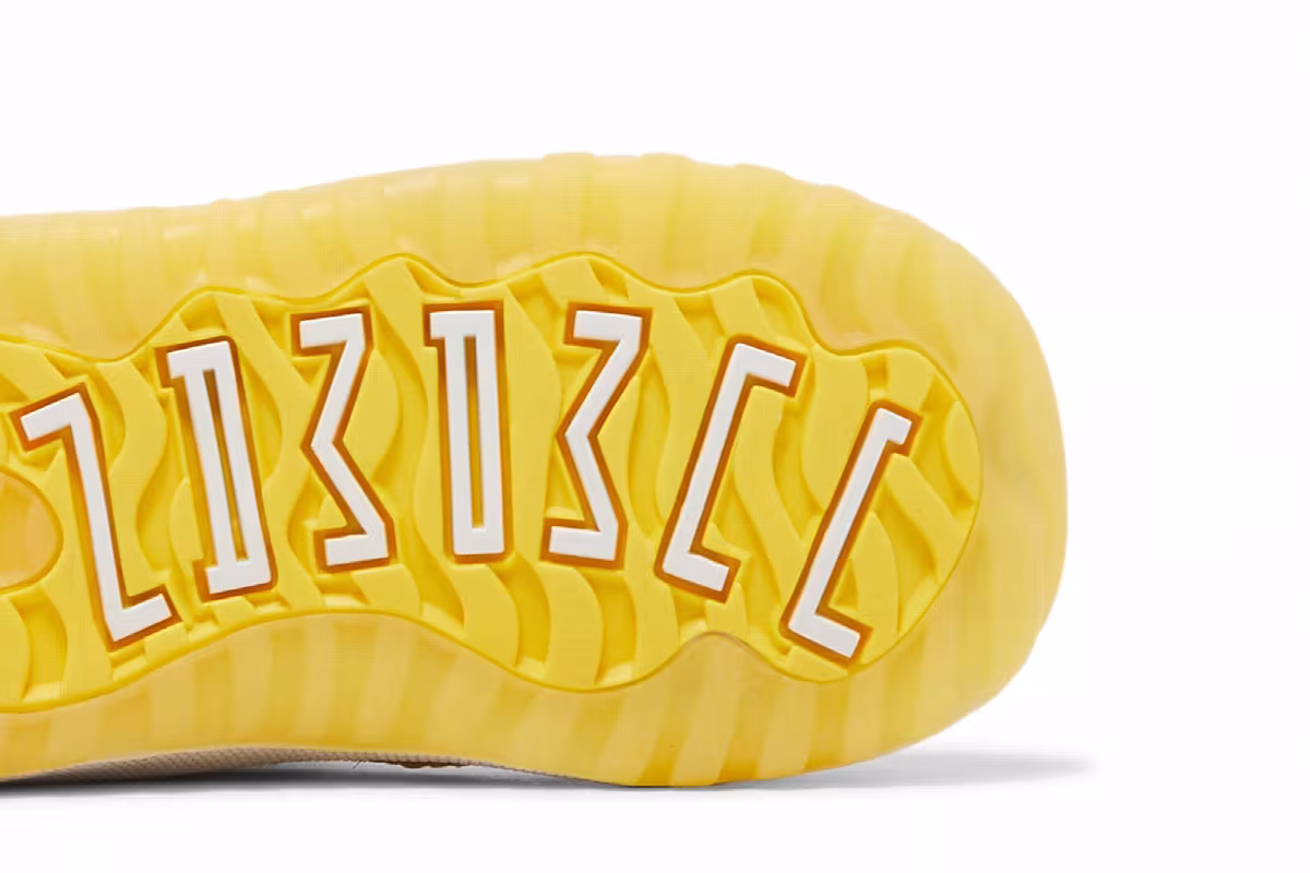 Air Jordan 11 Low TD Yellow Snakeskin, view 6