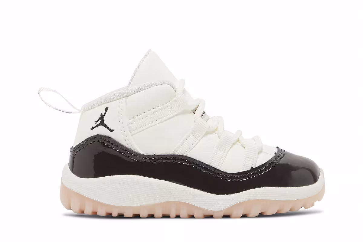 Air Jordan 11 TD Neapolitan, view 2
