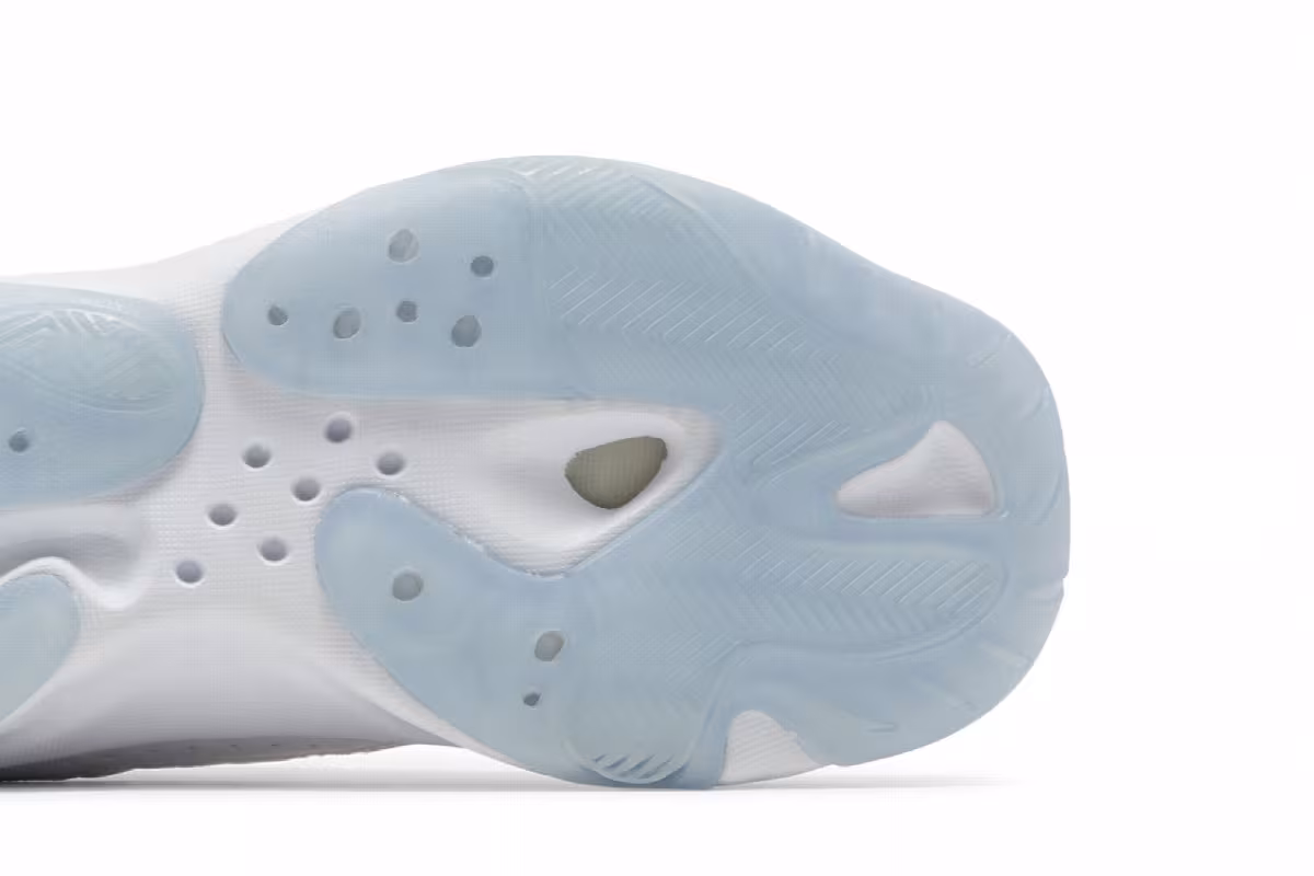 Air Jordan 11 CMFT Low GS UNC, view 6
