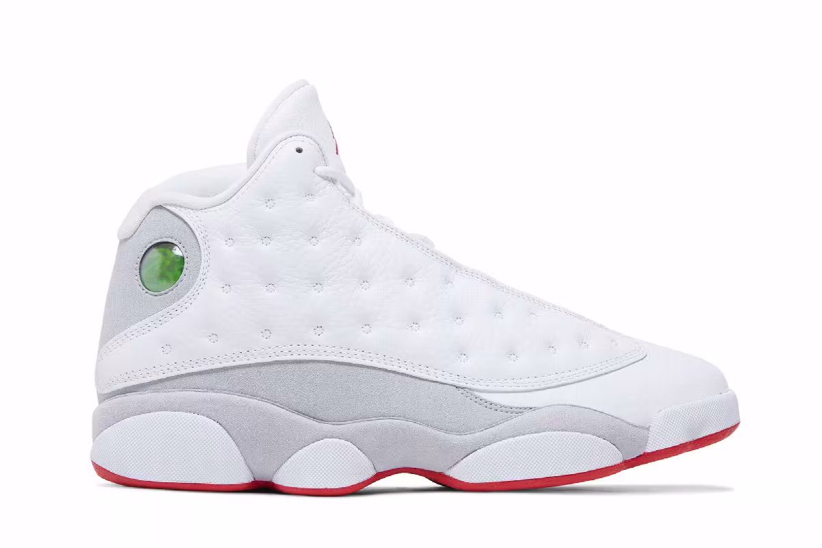 Air Jordan 13 White Wolf Grey, view 2