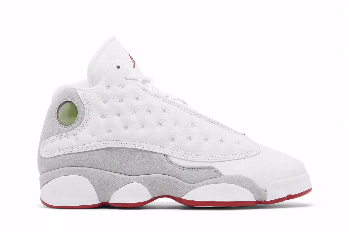 Air Jordan 13 GS White Wolf Grey, view 2