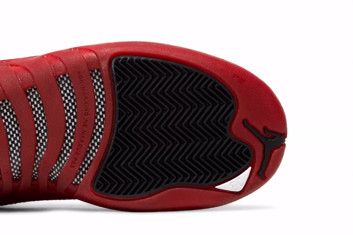 Air Jordan 12 GS Cherry 2023, view 6