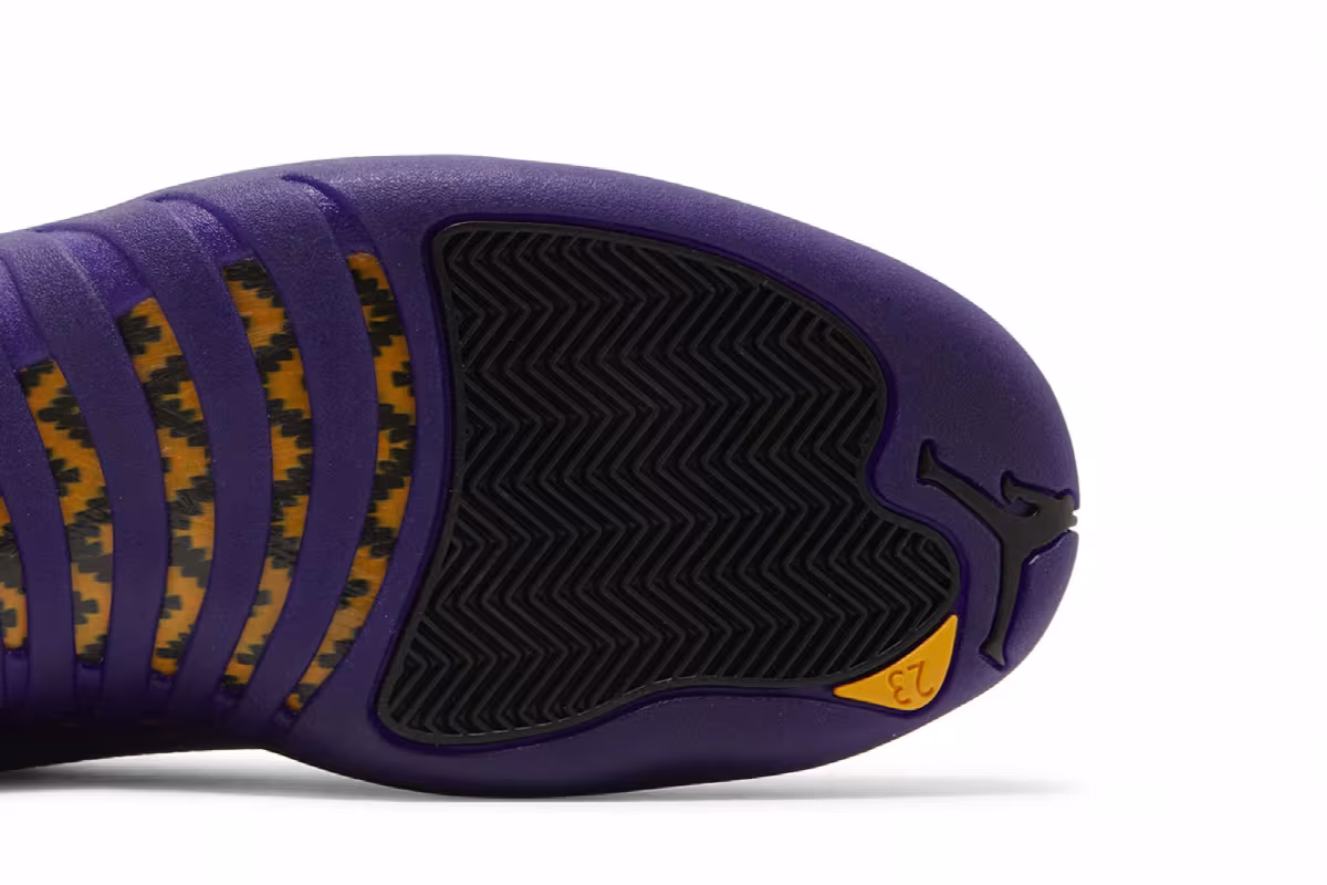 Air Jordan 12 Field Purple, view 6