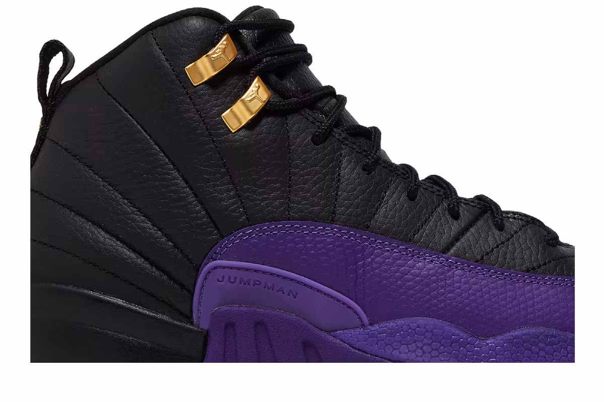 Air Jordan 12 GS Field Purple, view 3