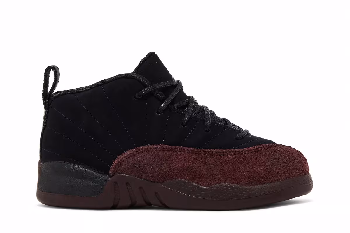 A Ma Maniére x Air Jordan 12 SP TD Black, view 2