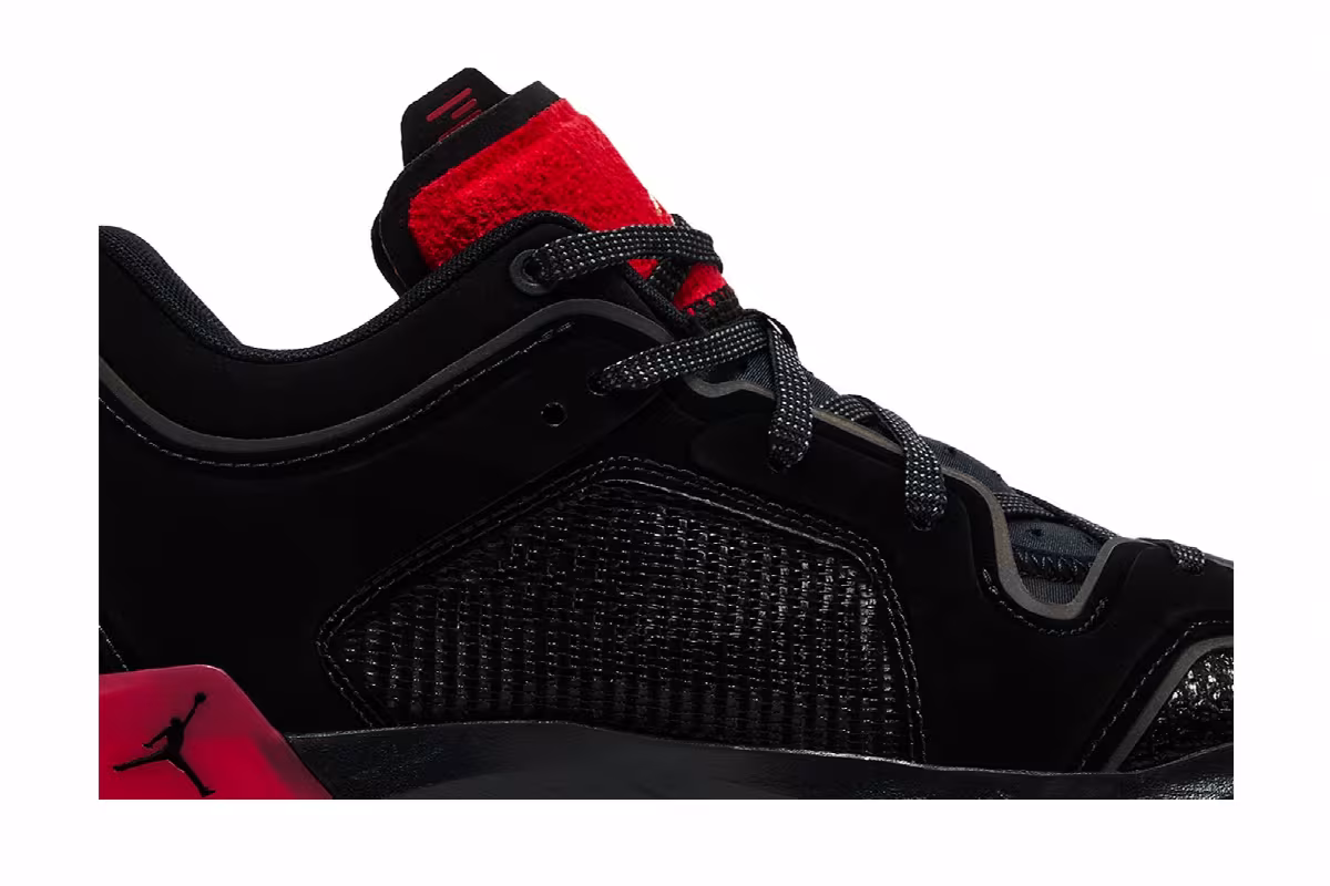 Air Jordan 37 Low Stunt, view 3