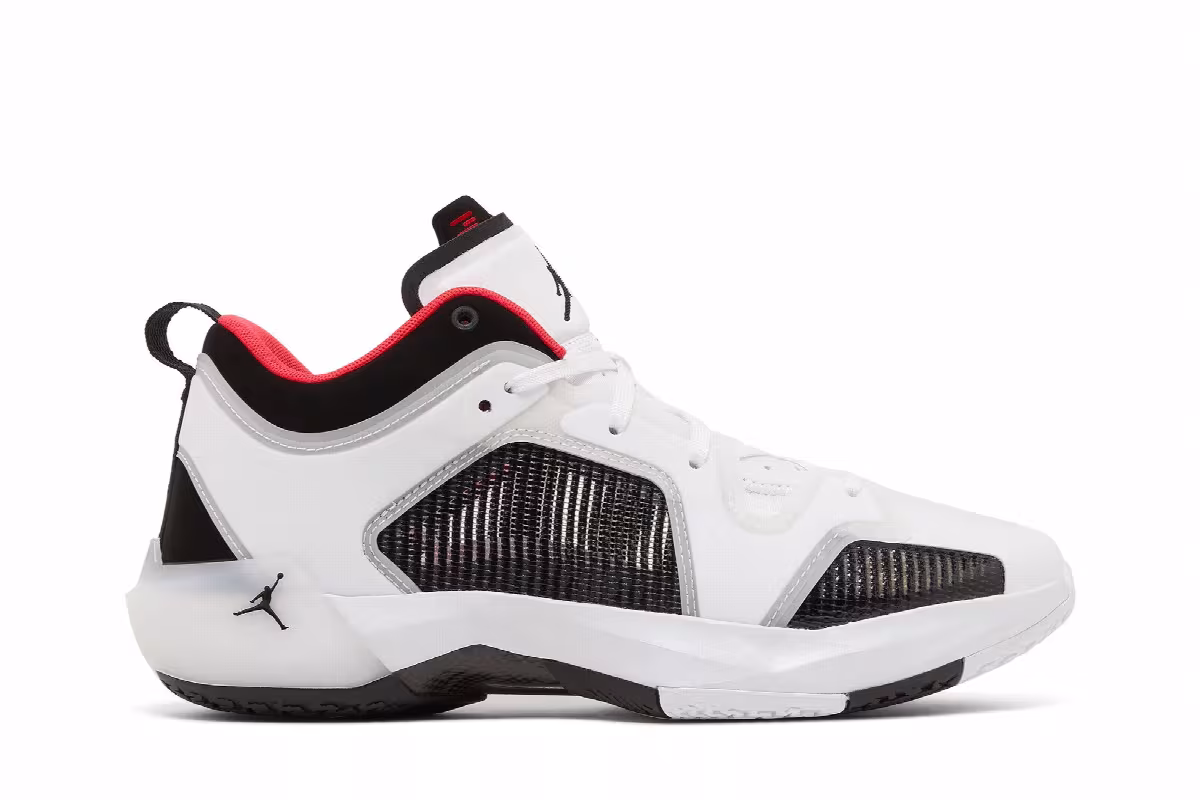Air Jordan 37 Low PF Siren Red, view 2