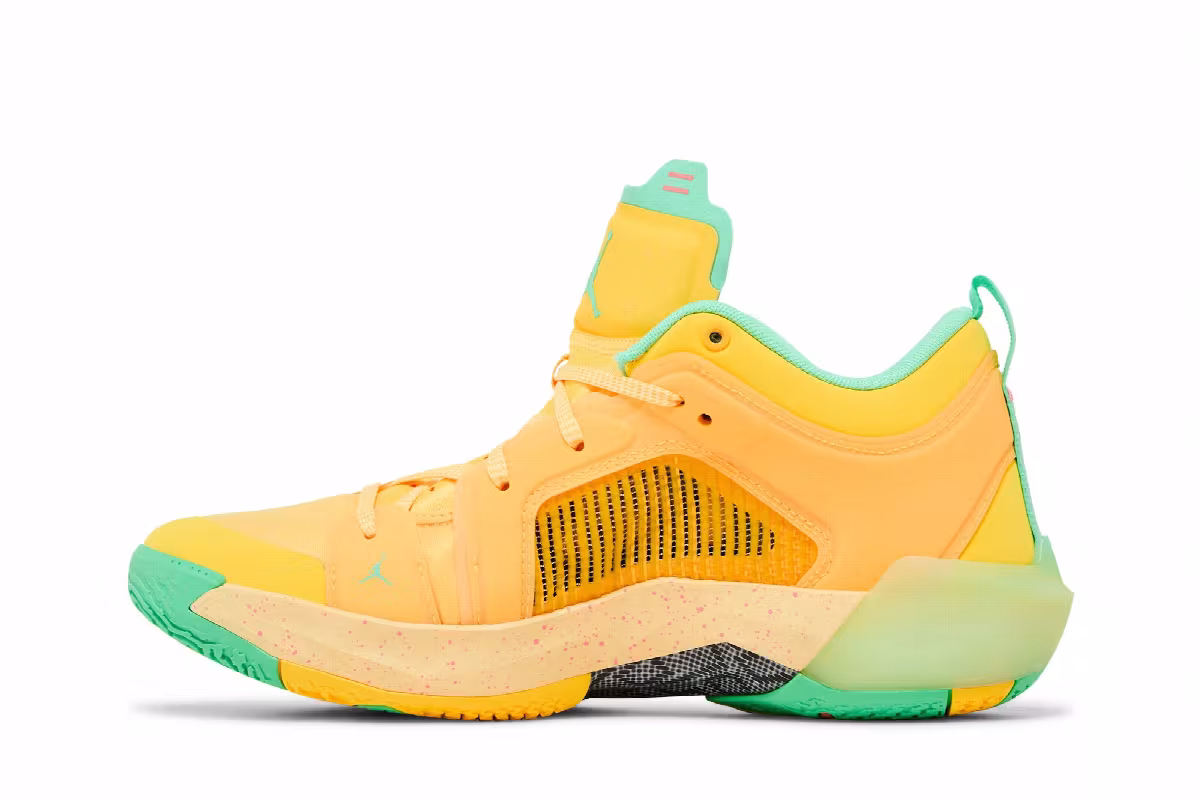 Air Jordan 37 Low EYBL, view 4