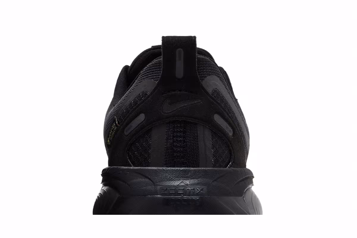 Nike Vomero 18 GORE-TEX Reflective Black Anthracite, view 8