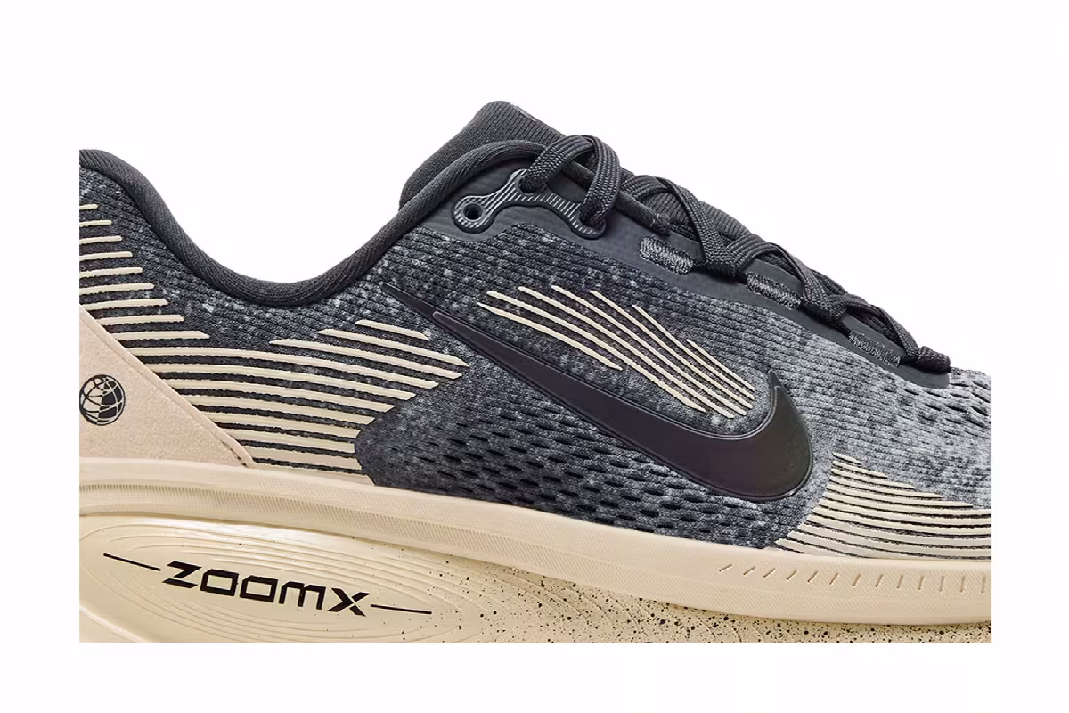 Nike Vomero 18 Oatmeal Anthracite, view 3