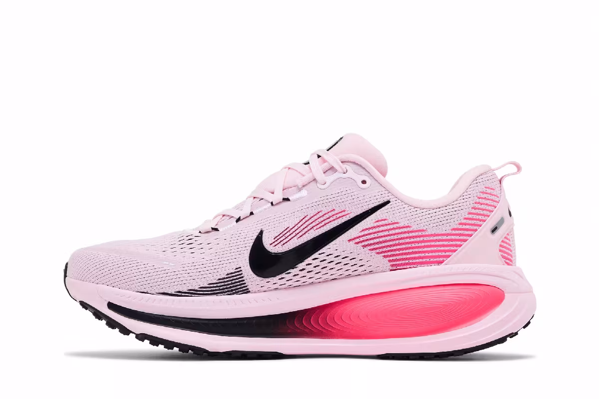 Nike Vomero 18 Pink Foam/Hyper Pink/Black, view 4