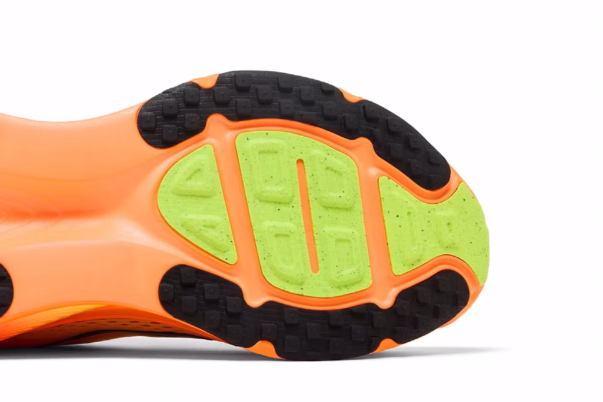 Nike Vomero 18 Orange Chalk, view 6