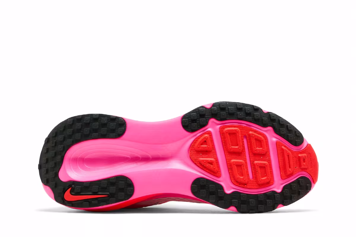 Nike Vomero 18 Sail Hyper Pink, view 5